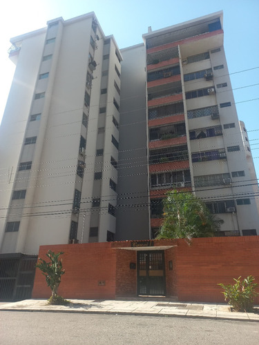 Apartamento Amplio Y Moderno Totalmente Remodelado Edificio Caroni 009jsc