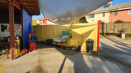 Local Y Establecimiento Comercial De Lubricentro En Talca.