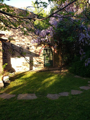 Lote 20x100 Casa 2 Dorm. - Arana E/28 Y 28bis - Villa Elisa, La Plata