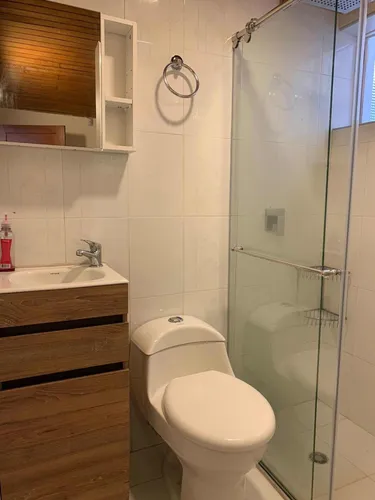 Casaquinta Con Apartaestudio 1500mtrs