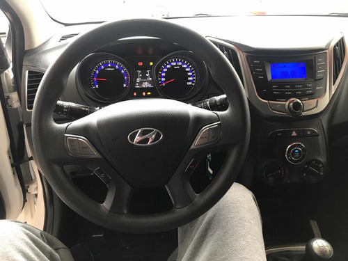 Imagem 10 de 15 de Hyundai Hb20 2015 1.0 Comfort Flex 5p