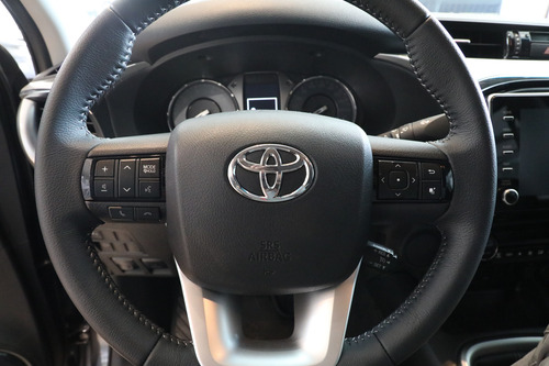 Toyota Hilux Pick-up 2.8 Cd Srv 204cv 4x4 At