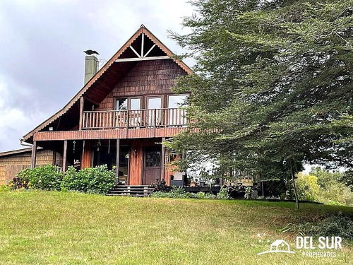 Casa Estilo Sureño En Loteo Consolidado
