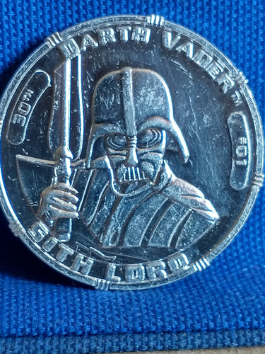 Hasbro 30th Anniversary Star Wars Coin Darth Vader (Usado)