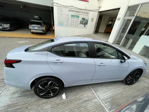 Nissan Versa 1.6 Exclusive Cvt