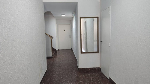 Venta Depto 2 Ambientes Floresta Zona Comercial