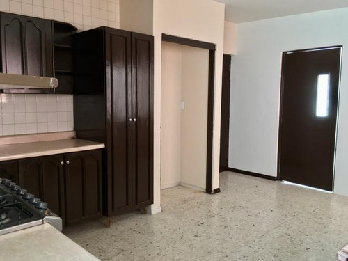 Imagen 9 de 17 de Casa En Renta En Contry La Silla, Guadalupe