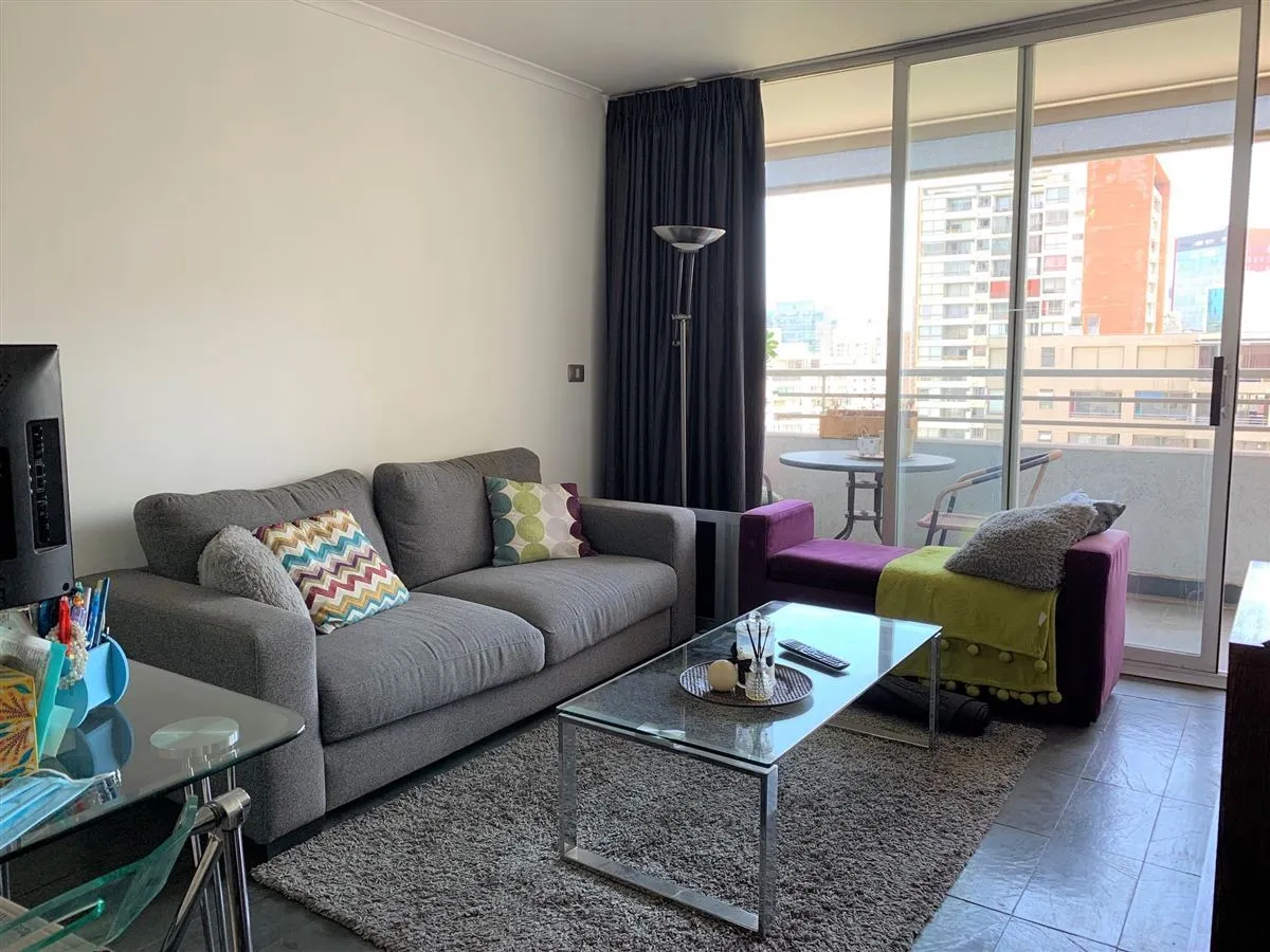 Imagen 2 de 12 de Departamento En Arriendo De 1 Dorm. En Las Condes