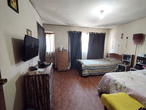 Casa 2d Y1b En Pasaje Privado, Patio Trasero Y Con Gran Cone