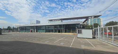 Propiedad Comercial En Metro Rodizzni 3450 M2