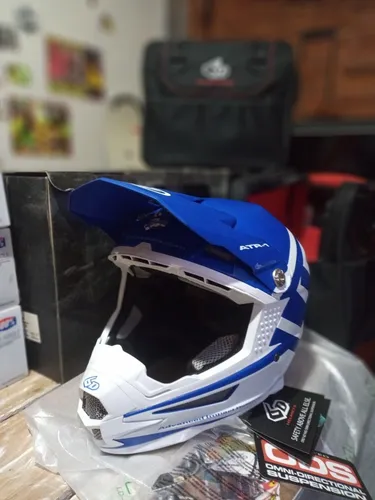 Casco Motocross Enduro 6d Atr 1 Adulto Rider Store Mx Atv