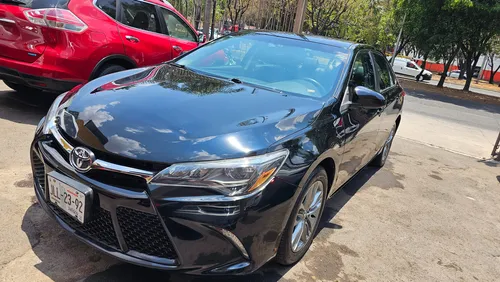 Toyota Camry 3.5 Xle V6 At