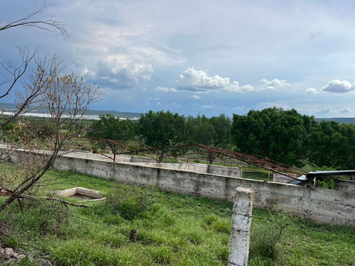 Terreno En Venta En Colonia Ajuchitlán, Colón, Querétaro
