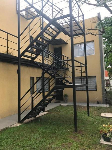 Imagen 2 de 12 de Departamento - Muñiz