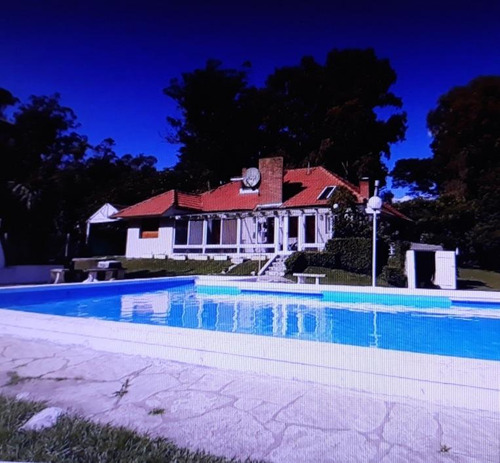 Imagen 25 de 30 de Quinta En Venta - 3 Dormitorios 2 Baños - 250mts2 - General Pueyrredon
