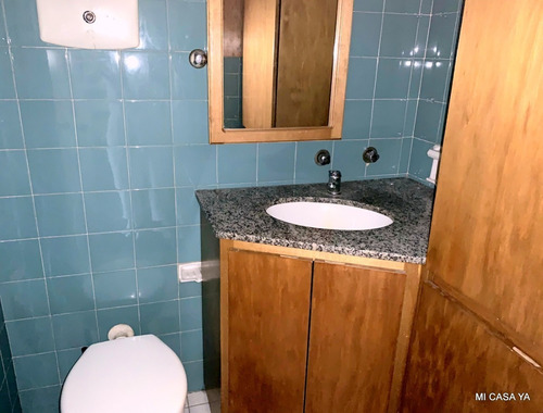 Imagen 20 de 21 de Venta Oficina Cordón Con Portería 24hs, Luminosa Y Con Vista Despejada