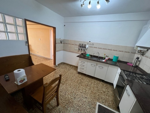 Imagen 13 de 30 de Ph Tipo Casa En Venta Con Cochera En Sarandi