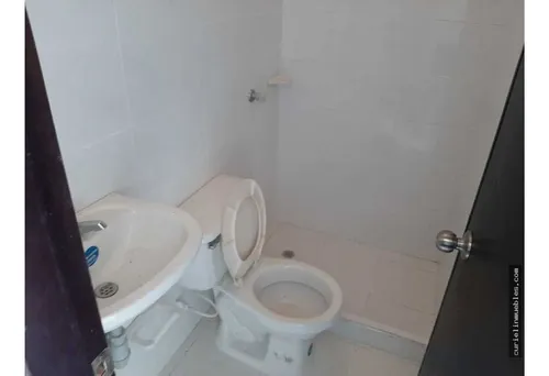 Venta Casa De 2 Pisos En El Cisne, Vía Minca