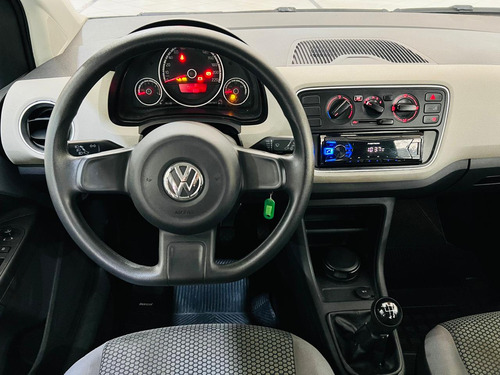 Volkswagen Up! MOVE 1.0 TSI TOTAL FLEX 12V 5P