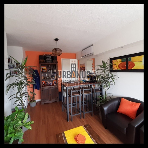 Apartamento 2 Dormitorios Y 1 Baño En La Blanqueada- Ref: 54