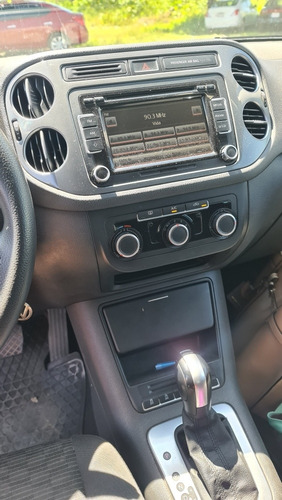 Imagen 6 de 7 de Volkswagen Tiguan 2015 1.4 Automica At