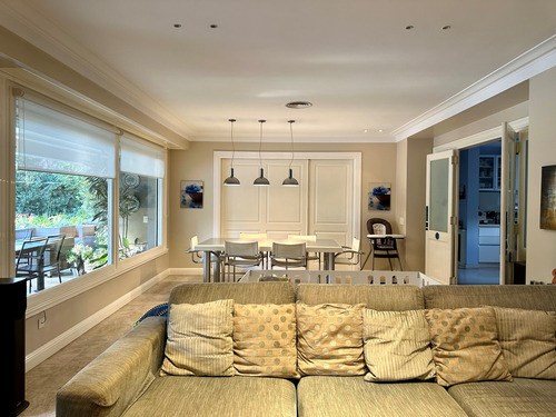 Casa En Venta En Martínez, San Isidro, G.b.a. Zona Norte