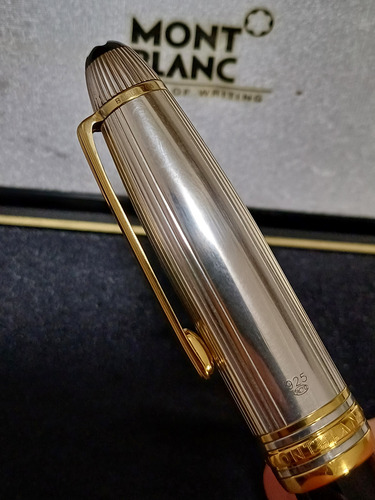 Caneta Montblanc Tinteiro 146 Doue Pinstripe M Preto Preto (Usado)