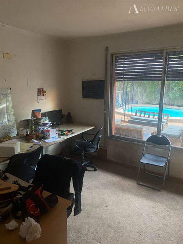 Casa En Venta De 5 Dorm. En Las Condes