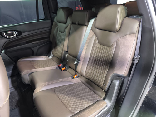 Jeep Commander 1.3 T270 TURBO FLEX OVERLAND AT6