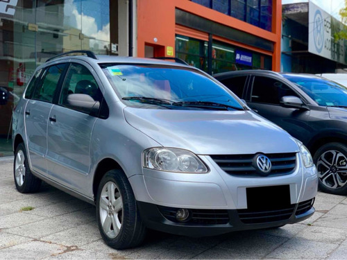 Volkswagen Suran 1.6 Trendline 11b 2010 Permuto Financio