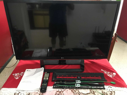 Imagen 4 de 4 de Vendo Cambio Televisor 42 LG Smart Tv 3d Con Base Y Factura