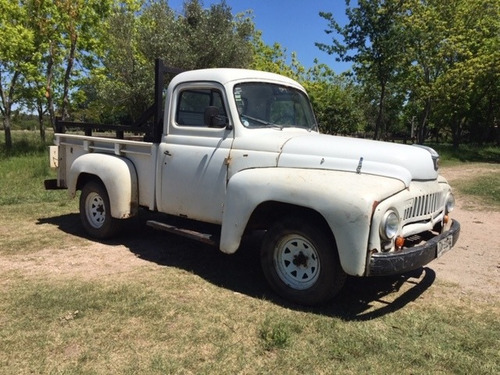 Camioneta Internacional Modelo 51 L110 (toyota 2.4 Diesel)