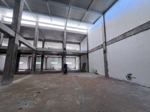 Nave Industrial En Alquiler En Punta Cana Bávaro Doble Altura, 2nivels