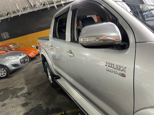 Toyota Hilux Hilux SRV 4x4 3.0 (cab. dupla)