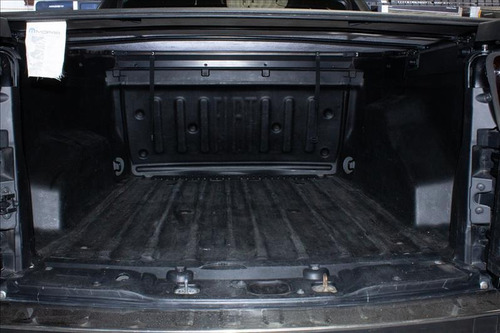 Imagem 10 de 11 de Fiat Toro 2.4 16v Multiair Freedom