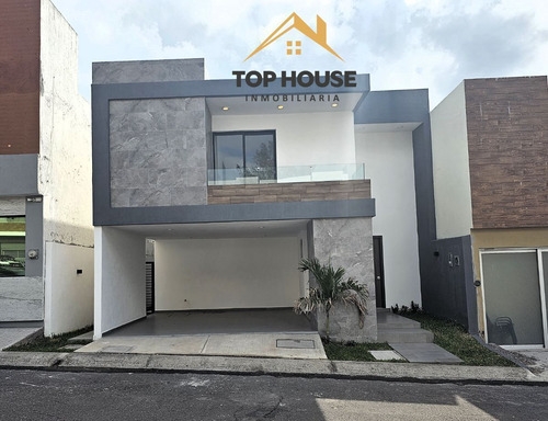 Cas En Venta En Lomas Residencial, Veracruz