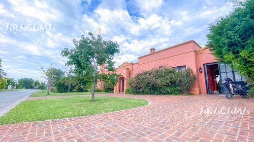 Imagen 7 de 30 de Casa En Venta En San Eliseo Golf Country - San Vicente