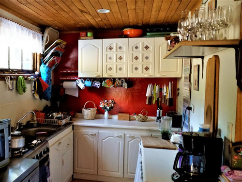 Casa En Venta De 3 Dorm. En Olmué