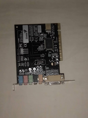 Imagen 2 de 6 de Tarjeta De Sonido Genius Modelo Sm-live Value 5.1