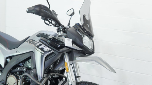 Imagen 11 de 25 de Lanzamiento Voge 300 Rally Moto On Off 2023 Veni A Conocerla