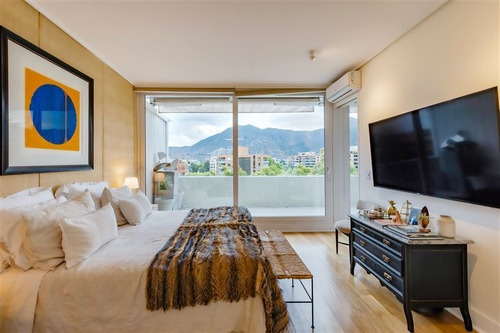 Departamento En Venta De 2 Dorm. En Vitacura