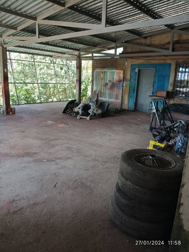 Terreno Con Bienhechurias, En El Hatillo Ideal Para Galpon, Deposito, Taller Mecanico, Etc