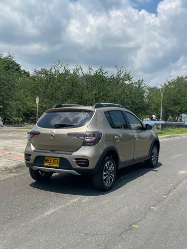 Renault Stepway 1.6 Intense Mecánica