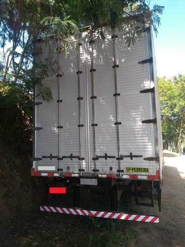 Mercedes Benz L1418r - Branco - 2001 - Truck Baú -