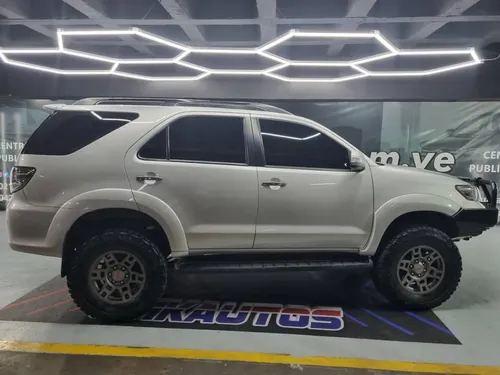 Toyota Fortuner 2017
