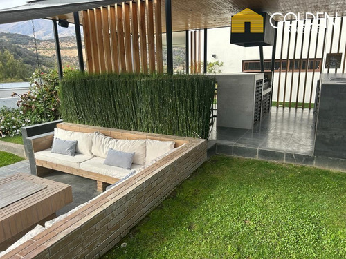 Casa Venta 4 Dormitorios Lo Barnechea Condominio Los Bravos