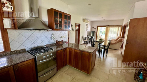 Casa En Venta De 3 Dormitorios En Santa Maria De Tigre