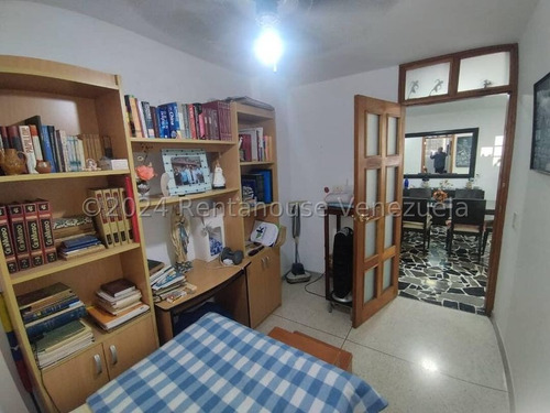 Apartamento En Venta Cumbres De Curumo Ia