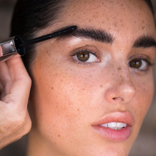 Imagen 4 de 5 de Encanto | Gel De Cejas Transparente