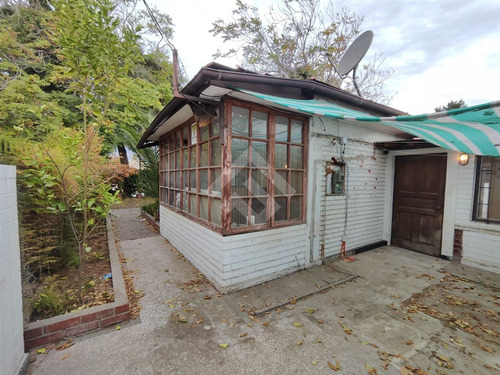Casa En Venta De 3 Dorm. En Ñuñoa Vecina A Parque Juan Xxiii